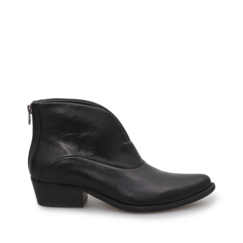 WEST-C702-SPOT PETRA-BLACK
